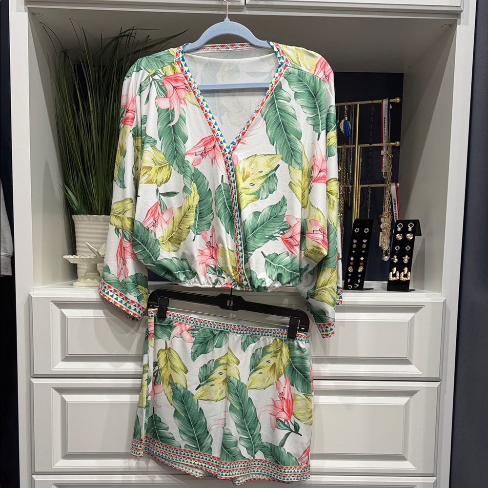 Tropical Leaf Print Kimono and Shorts Set